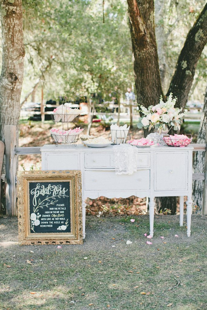 More Fabulous Rose Petal Confetti Bar Ideas For Your Upcoming Wedding